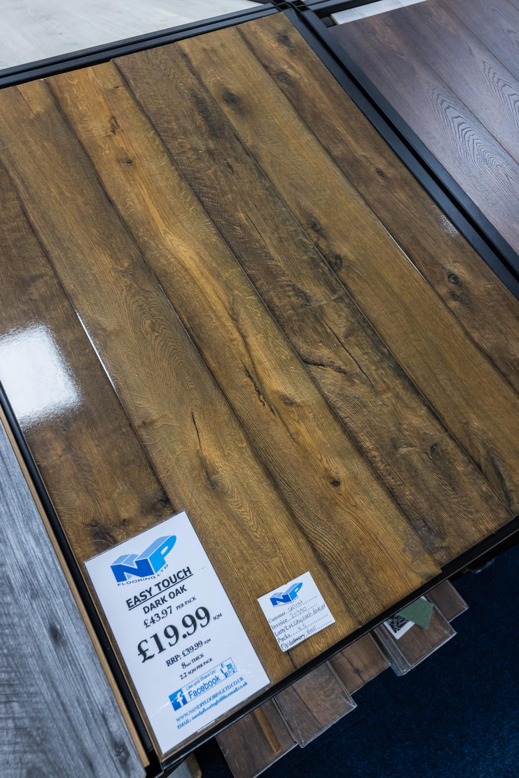 Dark Oak - Easy Touch