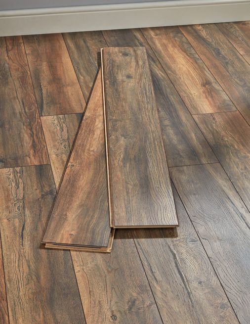 Villa - Harbour Oak Laminate Flooring - Image 4