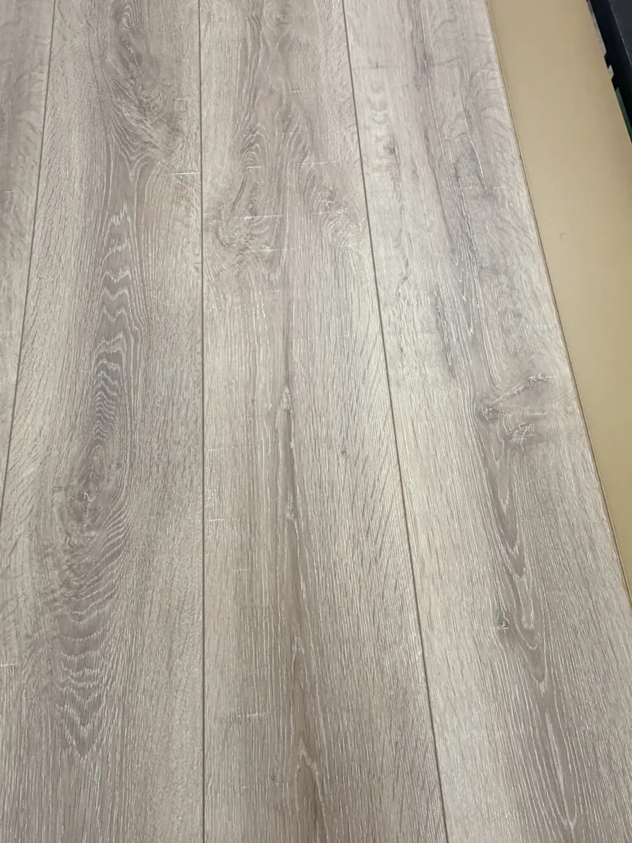 Supreme Woodland Oak Laminate at N&P Flooring showroom